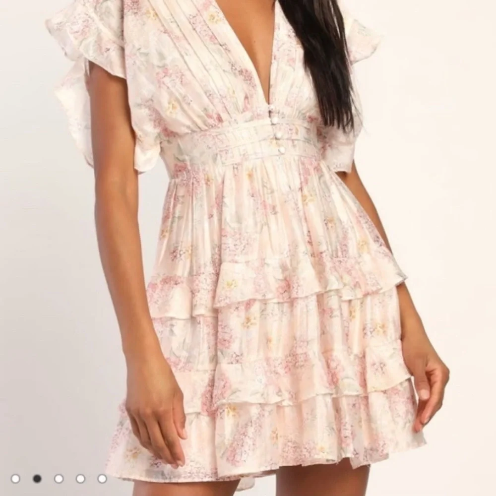 NWT Easily in Love,‎ Lulu’s floral romantic mini dress Size M - Picture 4 of 10